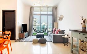 Cozy 1 Bedroom In Dubai Marina
